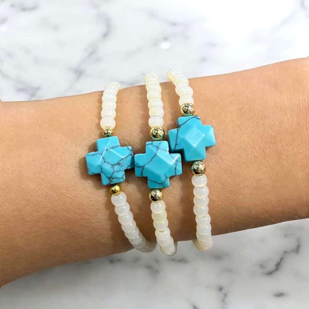 Turquoise Cross Beaded Bracelet