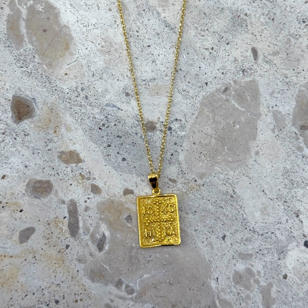 Nika Pendant Gold Necklace