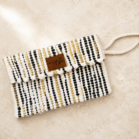 Kourelou Clutch Black & Gold